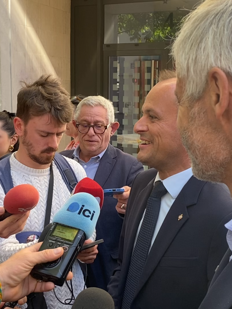 police municipale; 𝗦𝗘́𝗖𝗨𝗥𝗜𝗧𝗘́ : 𝗖𝗟𝗘𝗥𝗠𝗢𝗡𝗧-𝗙𝗘𝗥𝗥𝗔𝗡𝗗 𝗢𝗕𝗧𝗜𝗘𝗡𝗧 𝗨𝗡 𝗦𝗢𝗨𝗧𝗜𝗘𝗡 𝗠𝗔𝗦𝗦𝗜𝗙 𝗗𝗘 𝗟𝗔 𝗥𝗘́𝗚𝗜𝗢𝗡 À l’occas
